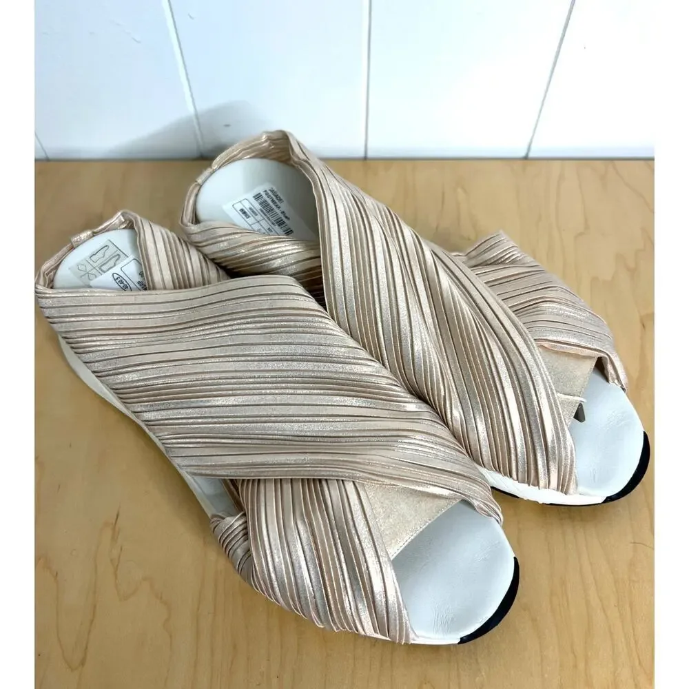 NWT Casadei Pleated Accents Sneakers in Blush Size‎ EU 40/US 10